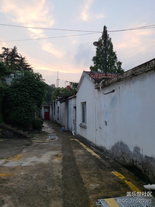 【城市風(fēng)光】+傍晚的城市