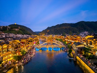 （隨處精彩）+晚風(fēng)來