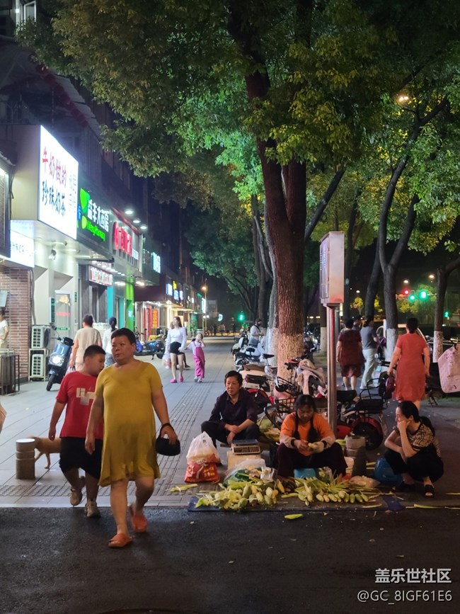 【夜生活】+逛街