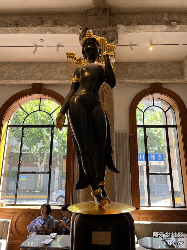 【AI咖來了】打卡上海甲板DECKIAI啡來了，咖啡讓TA 請(qǐng)！