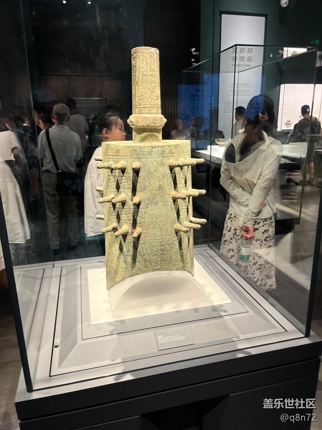 參觀上海博物館東館 “‘繁星’們逐步交融，最終匯聚成璀璨恒星”