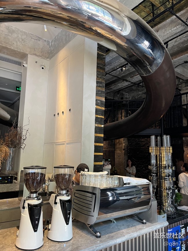 【AI咖來了】+打卡上海甲板DECKIAI啡來了，咖啡讓TA 請(qǐng)！