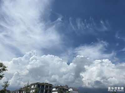 【秋高氣爽】+什么？秋天??？我還在過(guò)炎熱的夏天好嘛！