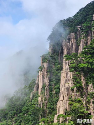 【秋高氣爽】+登高賞黃山景色
