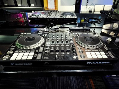 【秋高氣爽】+學(xué)打碟