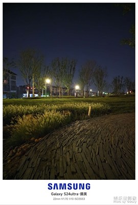 公園拍兩張夜景