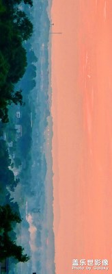 在老丈人家樓頂拍的夕陽下的景色