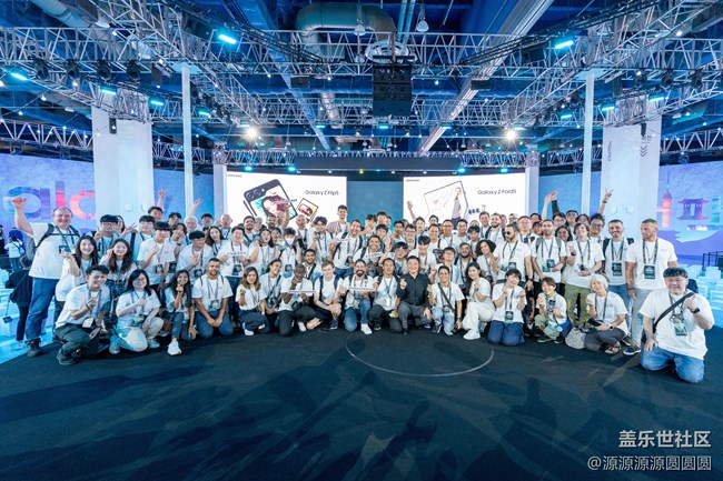 開創(chuàng)折疊新潮流:三星 Galaxy Flip 系列的進(jìn)化之路 開創(chuàng)折疊新潮流:三星 Galaxy Flip 系列的進(jìn)化之路