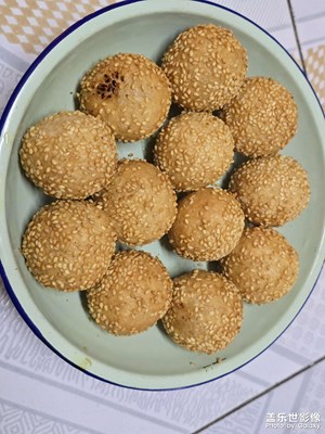 【 金九銀十迎雙節(jié) 】九月的中秋佳節(jié)，十月的國(guó)慶慶典。