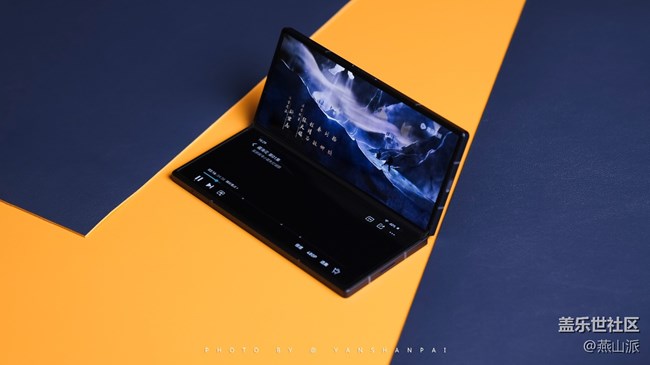 三星Galaxy Z Fold6簡單上手，質(zhì)感、設計、AI能力都在線