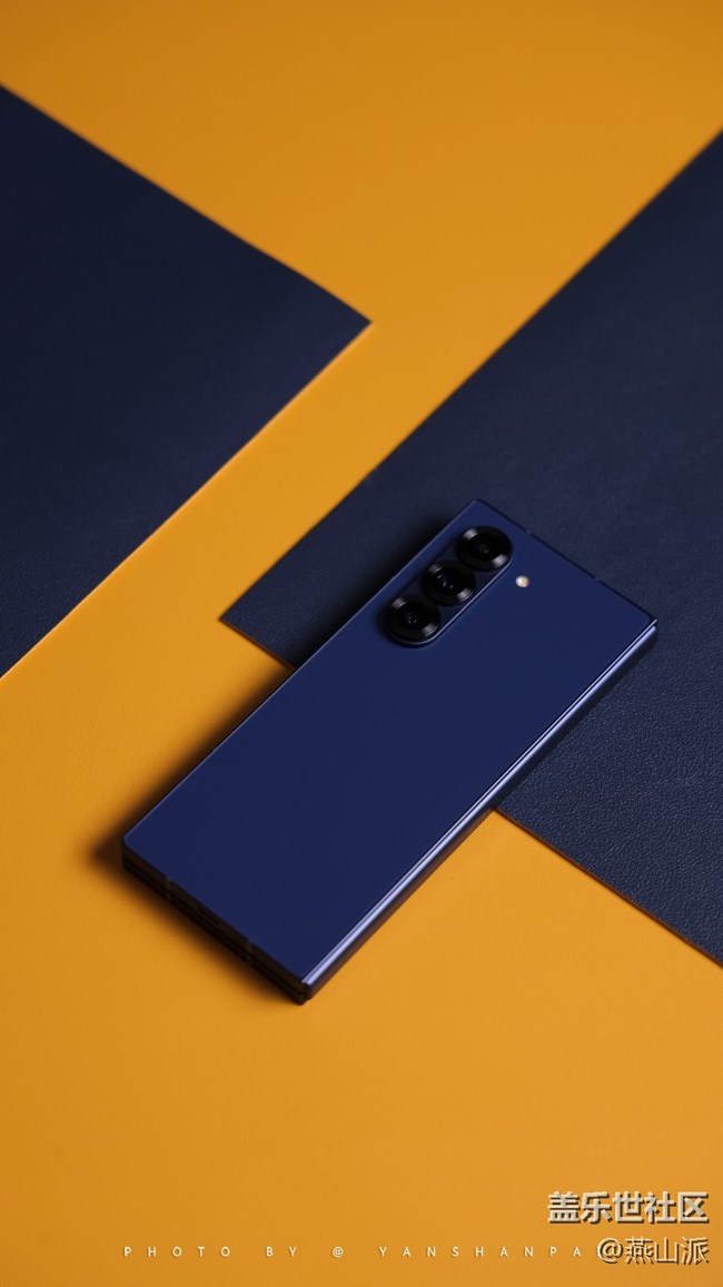 三星Galaxy Z Fold6簡單上手，質(zhì)感、設計、AI能力都在線