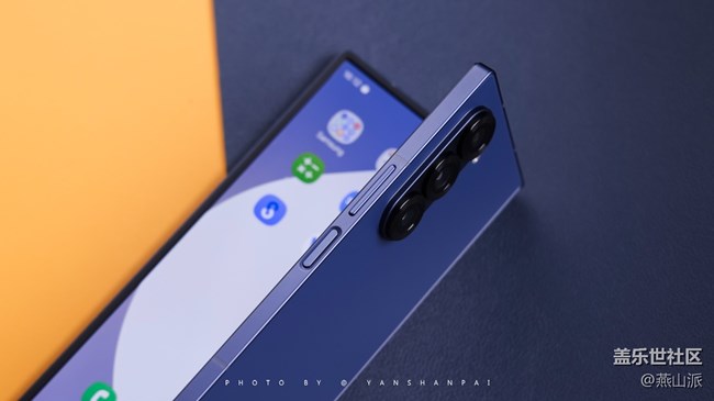 三星Galaxy Z Fold6簡單上手，質(zhì)感、設計、AI能力都在線