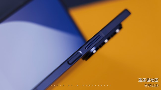 三星Galaxy Z Fold6簡單上手，質(zhì)感、設計、AI能力都在線