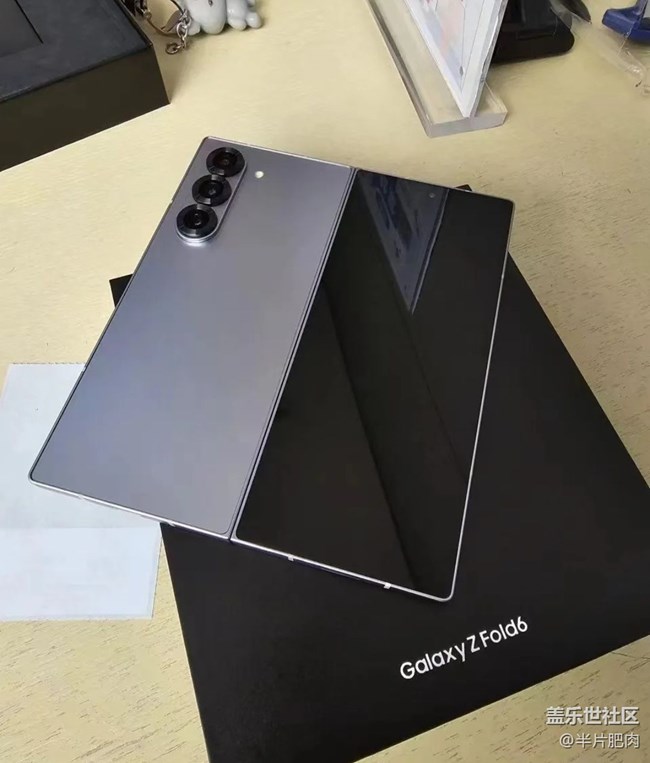 【我最喜歡的三星折疊手機】最漂亮的手機