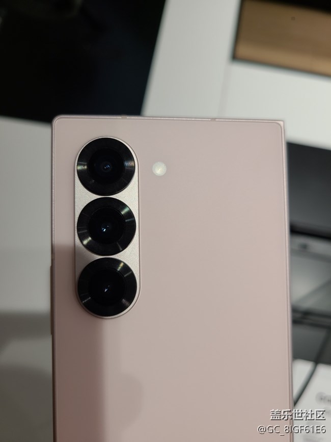 【我最喜歡的三星折疊手機(jī)】Fold6