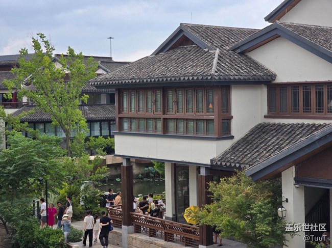 #遠(yuǎn)近皆宜——一組建筑