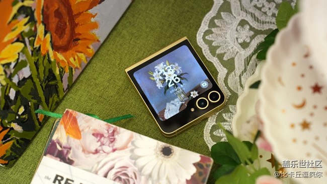 這么好看的手機(jī)，真是讓我愛不釋手！