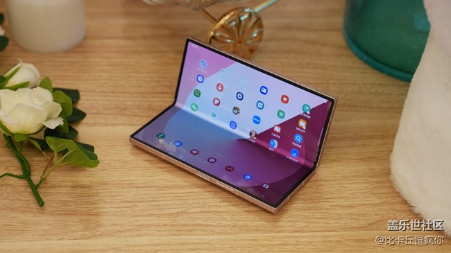 硬朗輕薄重新定義折疊屏 三星 Galaxy Z Fold6圖賞