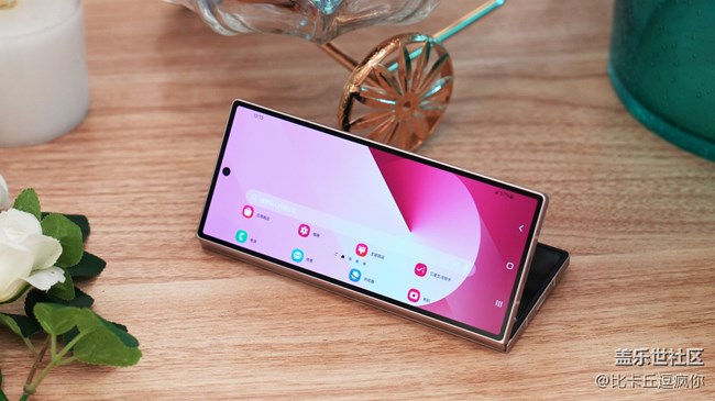 硬朗輕薄重新定義折疊屏 三星 Galaxy Z Fold6圖賞