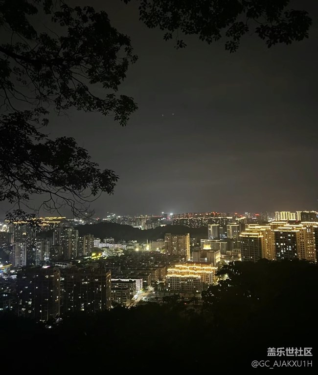 【三星超視覺夜拍】夜晚爬山