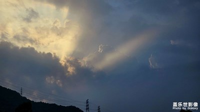 【金九銀十迎雙節(jié)】下山美景