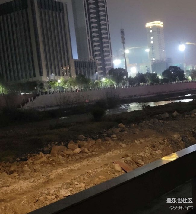 【三星超視覺夜拍】路過隨拍