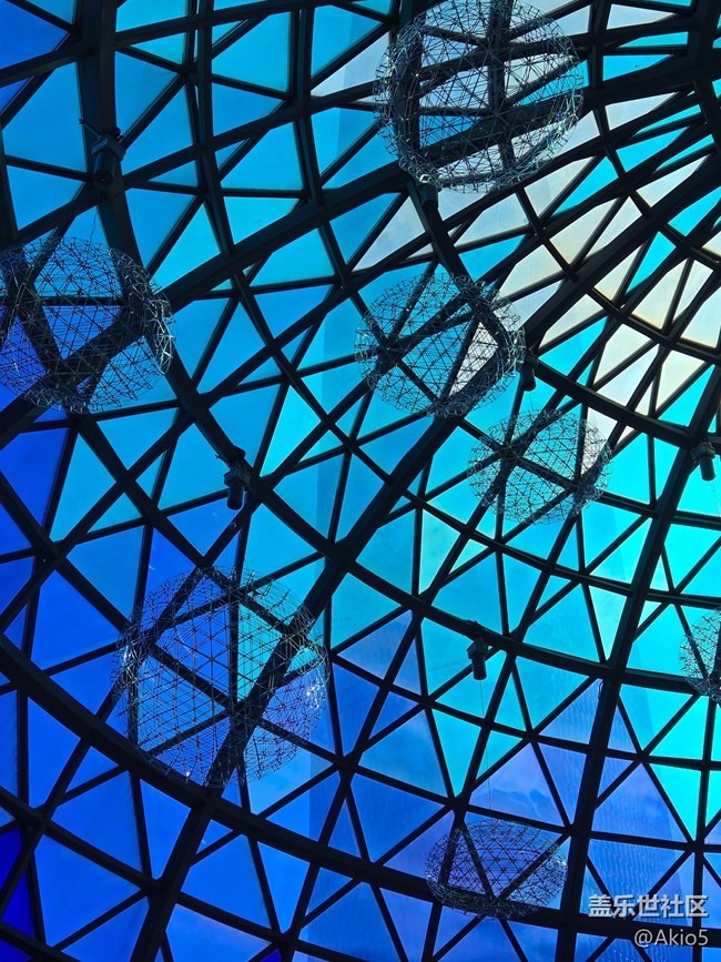 【武漢地鐵打卡季】武漢商務(wù)區(qū)穹頂