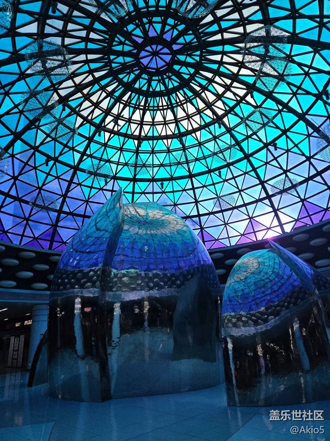 【武漢地鐵打卡季】武漢商務(wù)區(qū)穹頂
