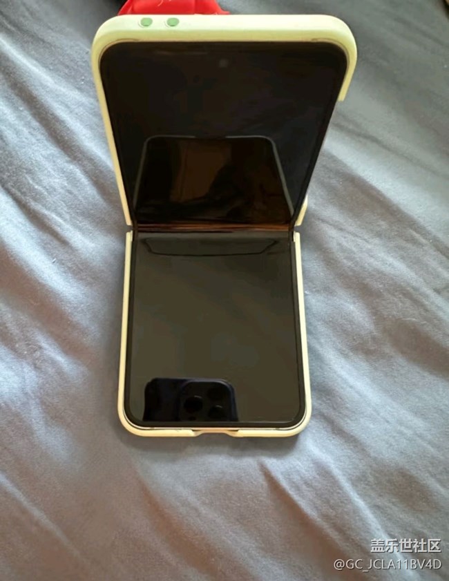 【我最喜歡的三星折疊手機】三星Flip6