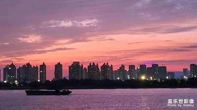 時間順流而下，生活逆水行舟