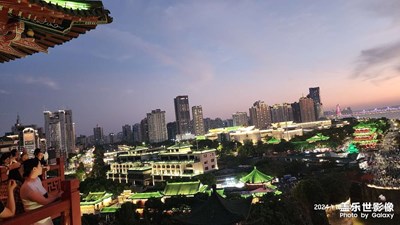 國慶節(jié)打卡滕王閣景點，開心