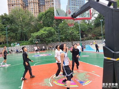 【快樂假日】+運(yùn)動(dòng)過國慶