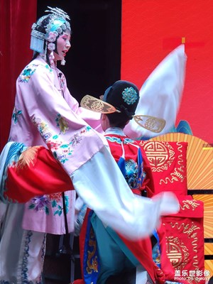 【金秋時(shí)節(jié)】+傳統(tǒng)文化的色彩