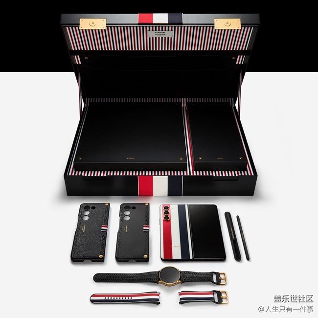 我的fold3 tb用了3年了，屬實(shí)有些帶不動(dòng)，想換fold5 tb，又糾結(jié)fold6是否會(huì)發(fā)tb款