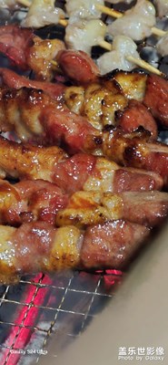 大家好，點贊的每人送我一杯咖啡