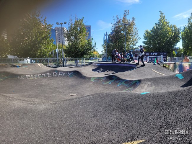 【北投奧園】+秋日陽光下的運(yùn)動愉悅