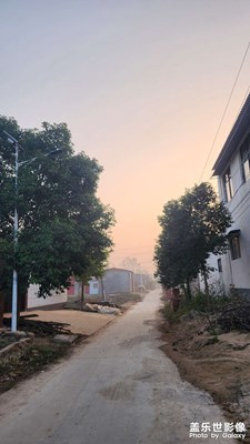 【我眼前的世界】+鄉(xiāng)村早晨