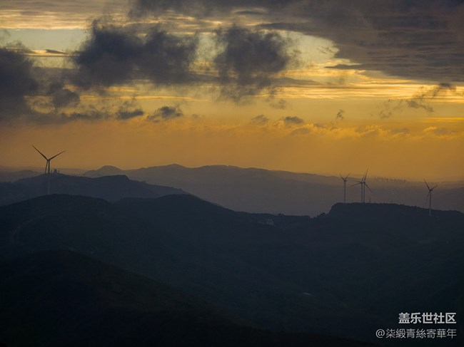【金秋色彩】嶺上云海