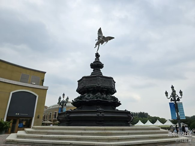 【我和我的祖國】藍(lán)色港灣的標(biāo)志性