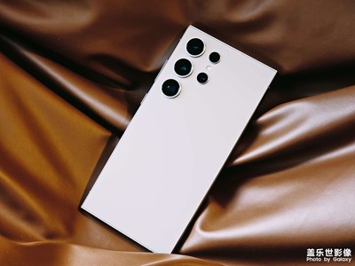 鈦色的質(zhì)感美學(xué)