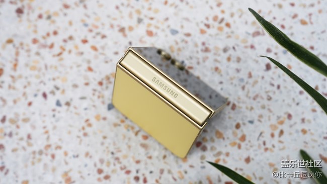 折疊屏手機怎么選？我推薦......