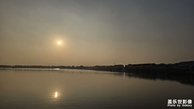 深秋的太陽(yáng)