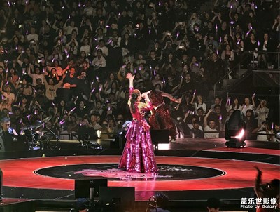 【生活禮贊】+ 帶著手機去追星