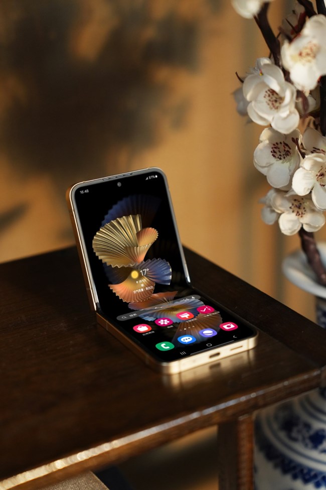 心系天下三星W25 | W25 Flip 美圖賞