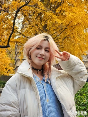 【秋冬時(shí)光】+銀杏樹下