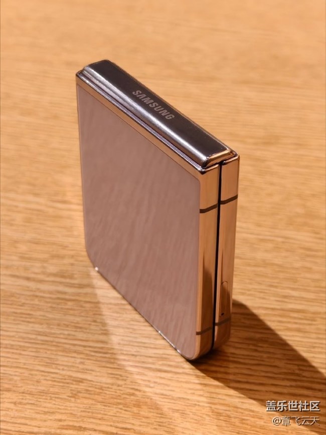 三星Flip5使用感受—外觀體驗(yàn)