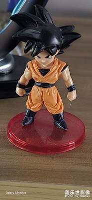 【見微知著】+暗光環(huán)境下的手辦