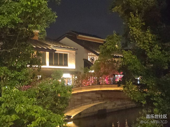 #秋天的道路——走走