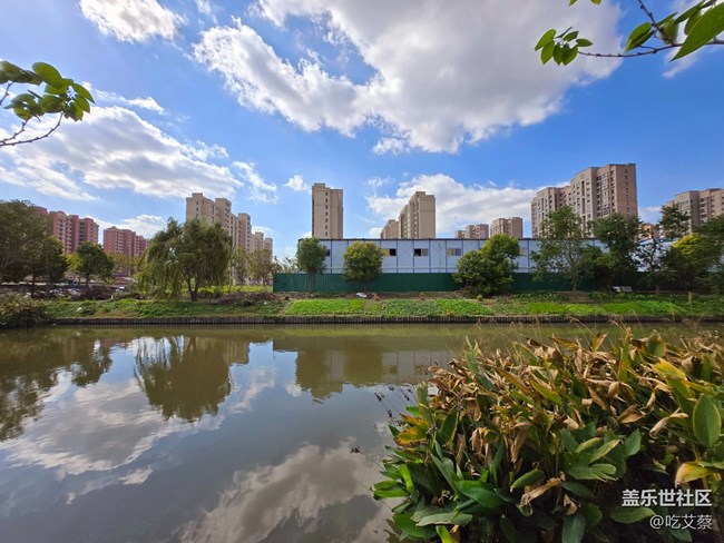 AI賦能，影像全面提升的小魔盒-Galaxy Z Flip6體驗