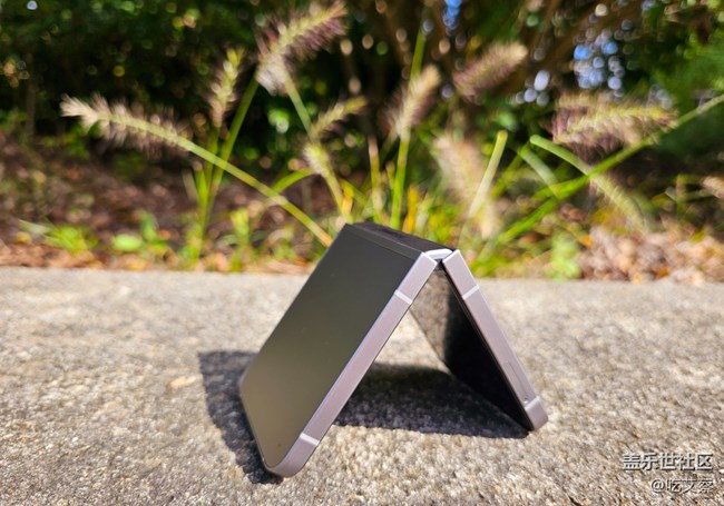 AI賦能，影像全面提升的小魔盒-Galaxy Z Flip6體驗